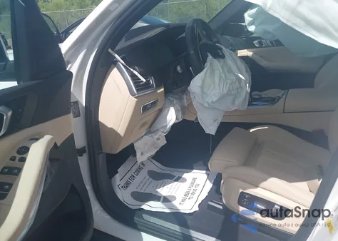 2020 BMW X5 Sdrive40I z USA, uszkodzony, nr VIN 5UXCR4C09L9C22141